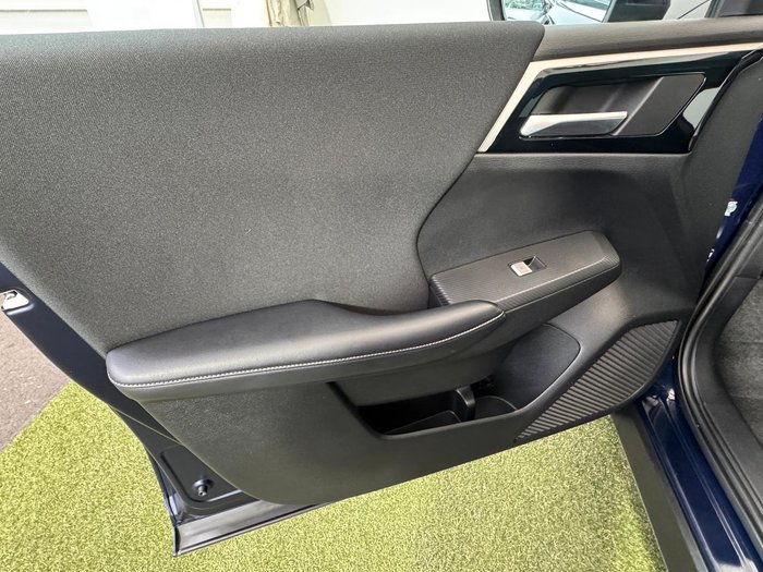 2022 Mitsubishi Outlander LS