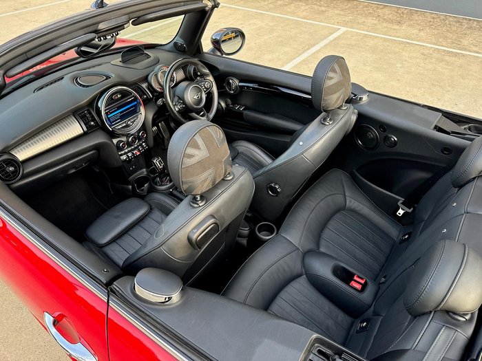 2020 MINI Convertible John Cooper Works F57 LCI Chilli Red