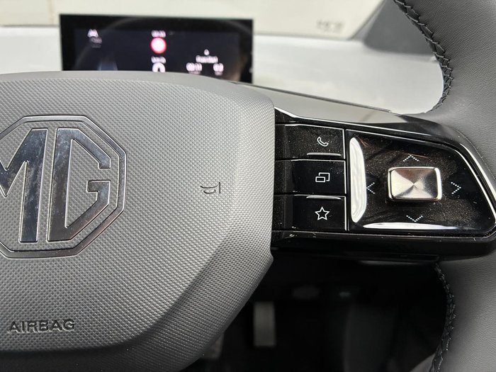 2024 MG MG4 Essence 64