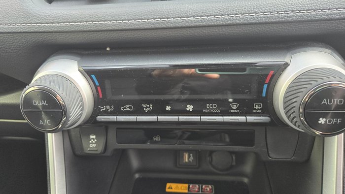 2024 Toyota RAV4 GXL