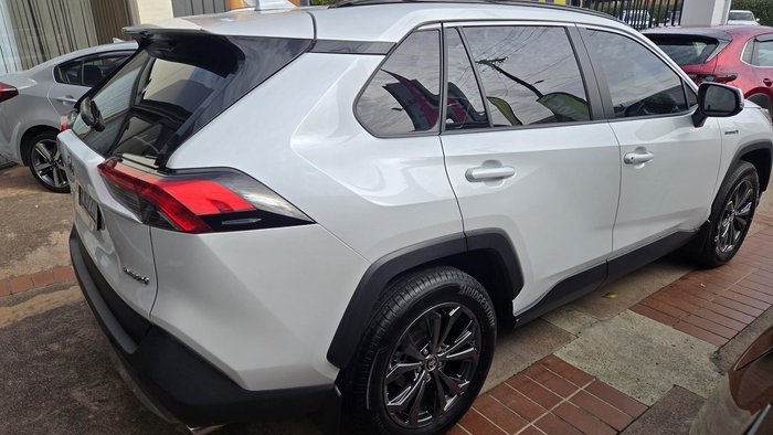 2024 Toyota RAV4 GXL