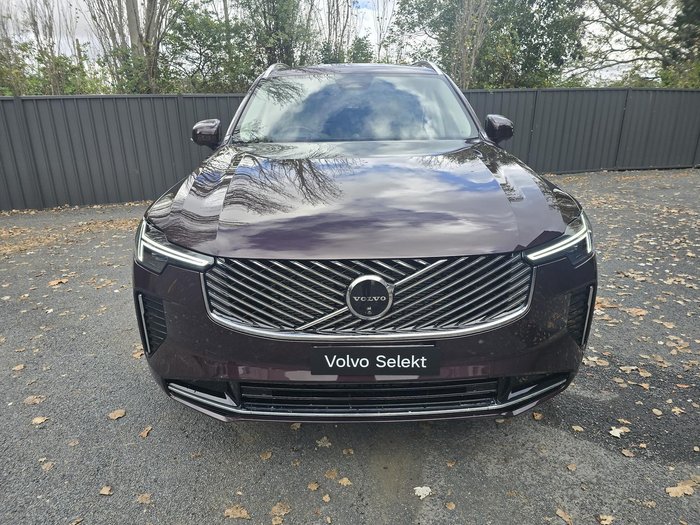 2025 Volvo XC90 Ultra B5 Bright