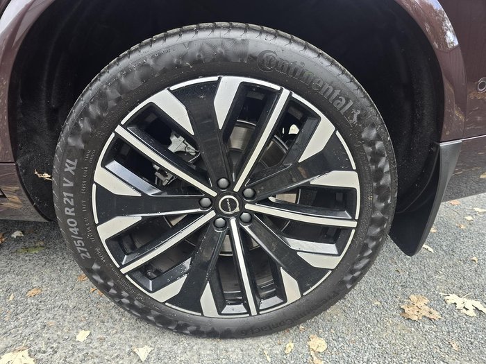 2025 Volvo XC90 Ultra B5 Bright