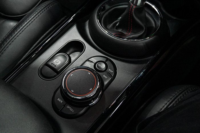 2018 MINI Clubman John Cooper Works