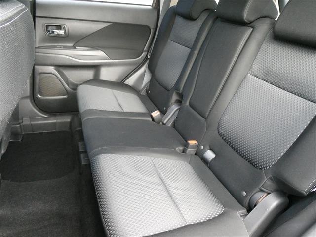 2016 Mitsubishi Outlander LS 2WD