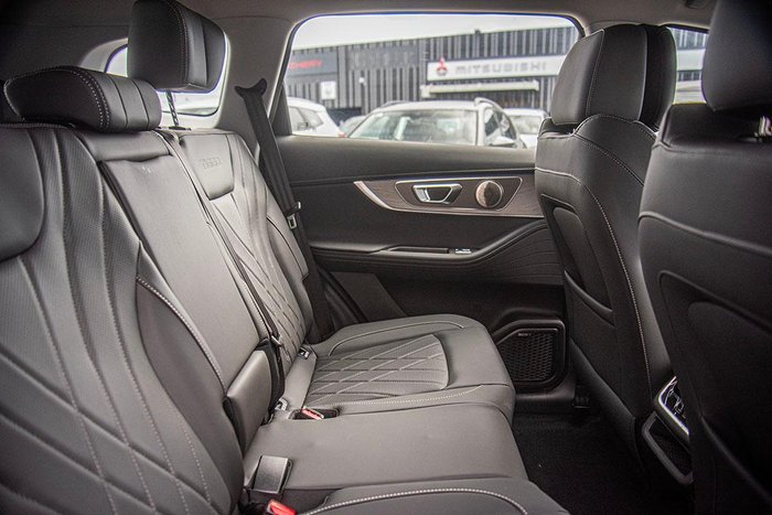 2025 Chery Tiggo 8 Pro Max Urban