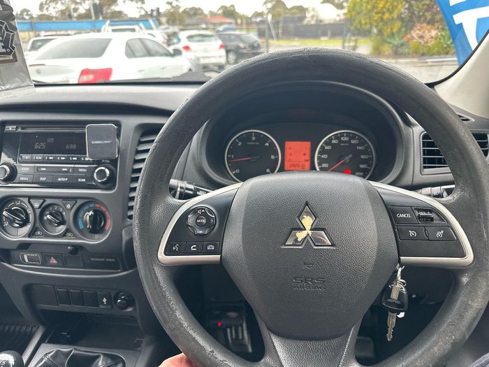 2015 Mitsubishi Triton GLX MQ MY16 4X4 Dual Range White