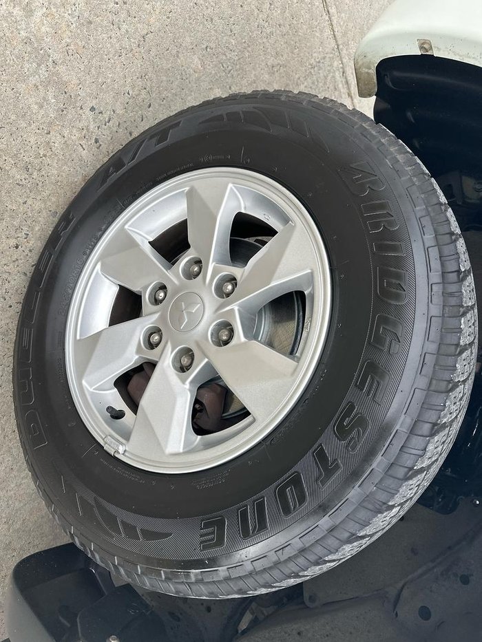 2015 Mitsubishi Triton GLX MQ MY16 4X4 Dual Range White