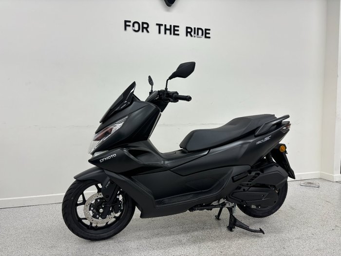 2025 CFMOTO 2025 CFMOTO 150CC 150SC Scooter ABS GEM BLACK