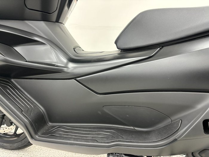 2025 CFMOTO 2025 CFMOTO 150CC 150SC Scooter ABS GEM BLACK