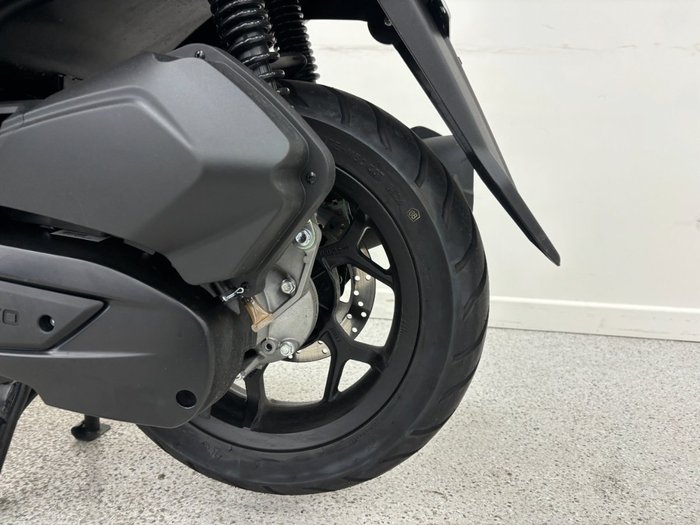 2025 CFMOTO 2025 CFMOTO 150CC 150SC Scooter ABS GEM BLACK