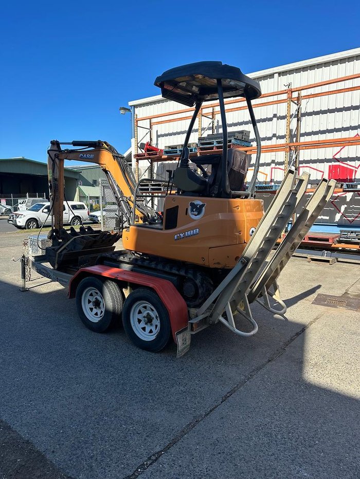 0 CASE Cx18b Orange