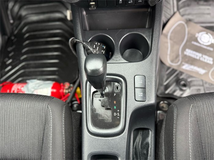 2020 Toyota Hilux SR