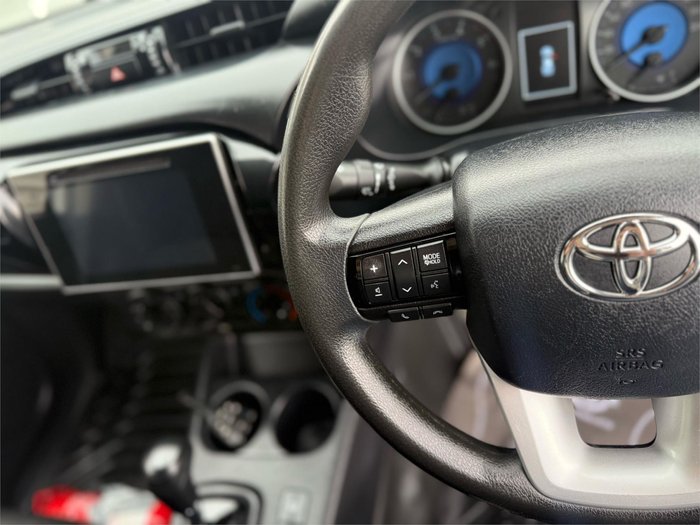2020 Toyota Hilux SR