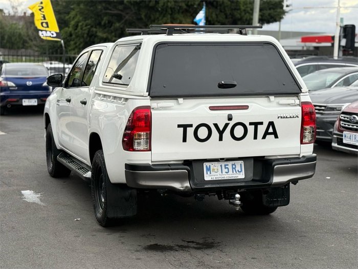 2020 Toyota Hilux SR