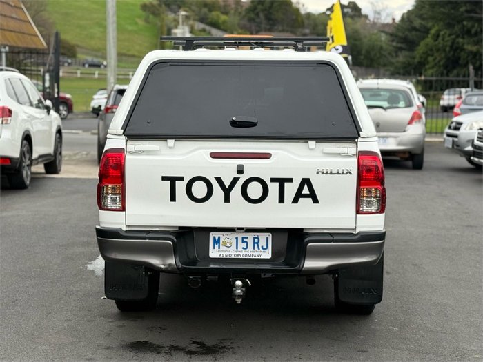 2020 Toyota Hilux SR