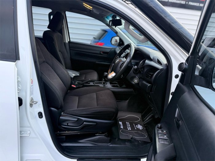 2018 Toyota Hilux SR