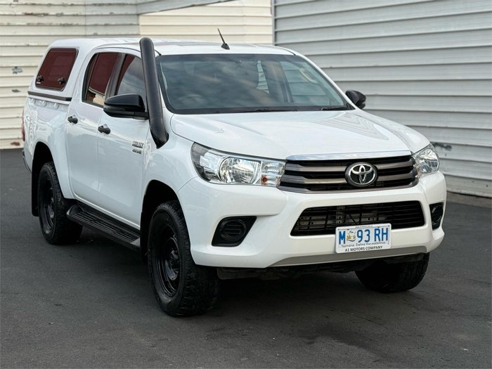 2018 Toyota Hilux SR