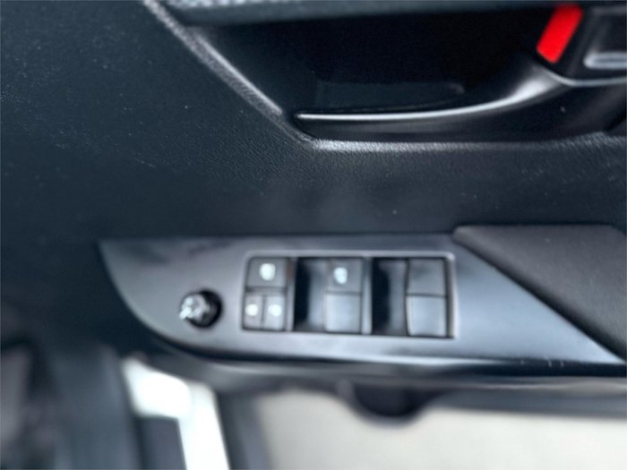 2018 Toyota Hilux SR