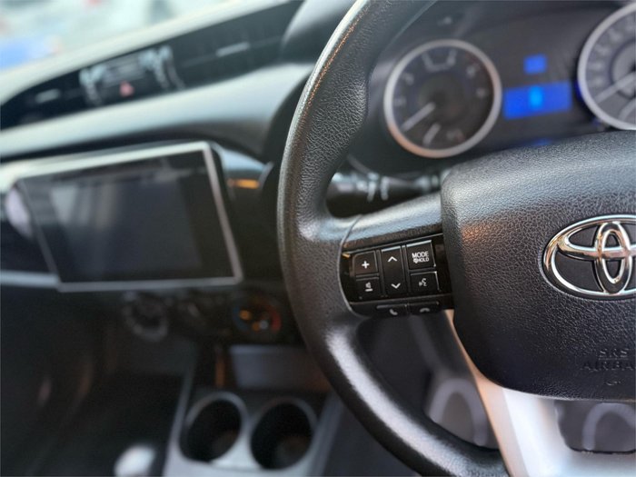 2018 Toyota Hilux SR