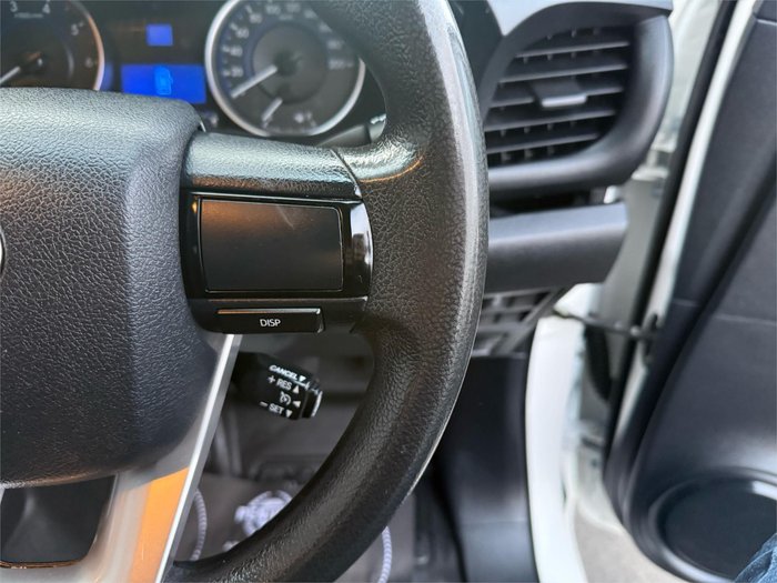 2018 Toyota Hilux SR