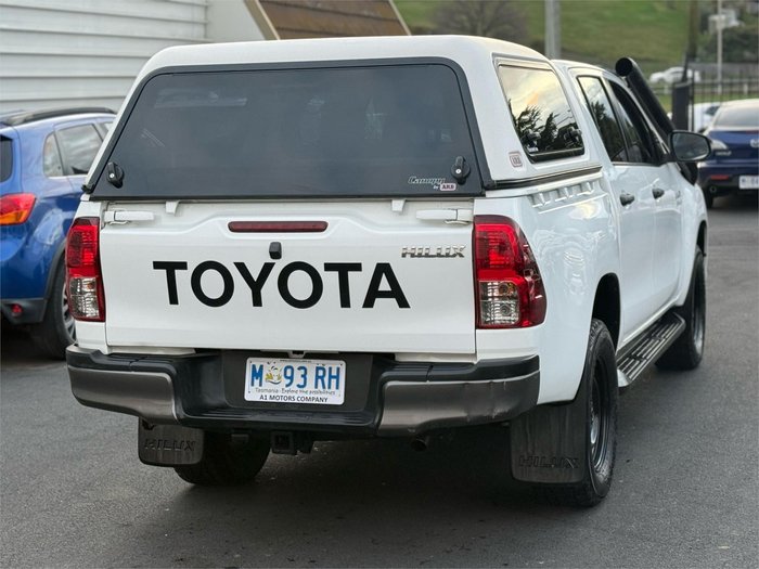 2018 Toyota Hilux SR