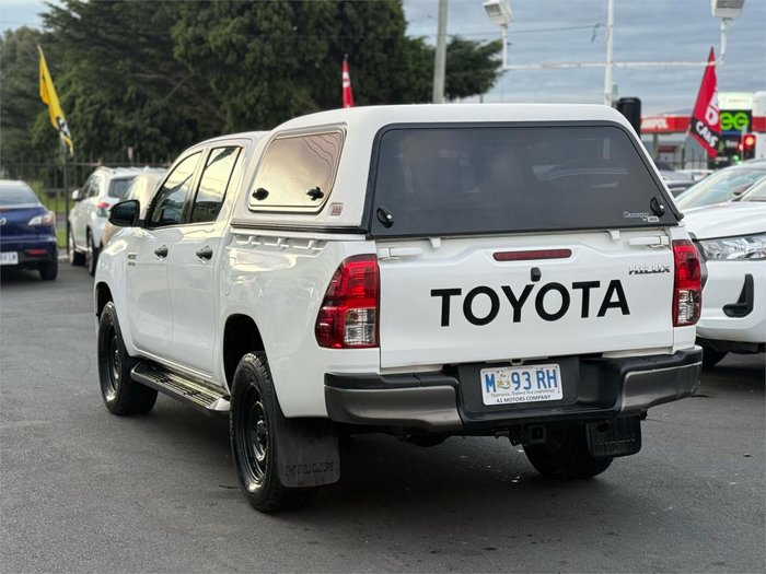 2018 Toyota Hilux SR