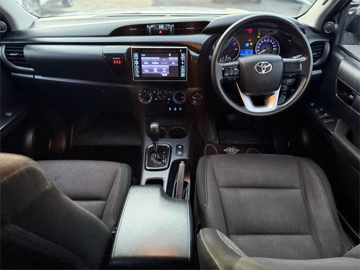 2018 Toyota Hilux SR