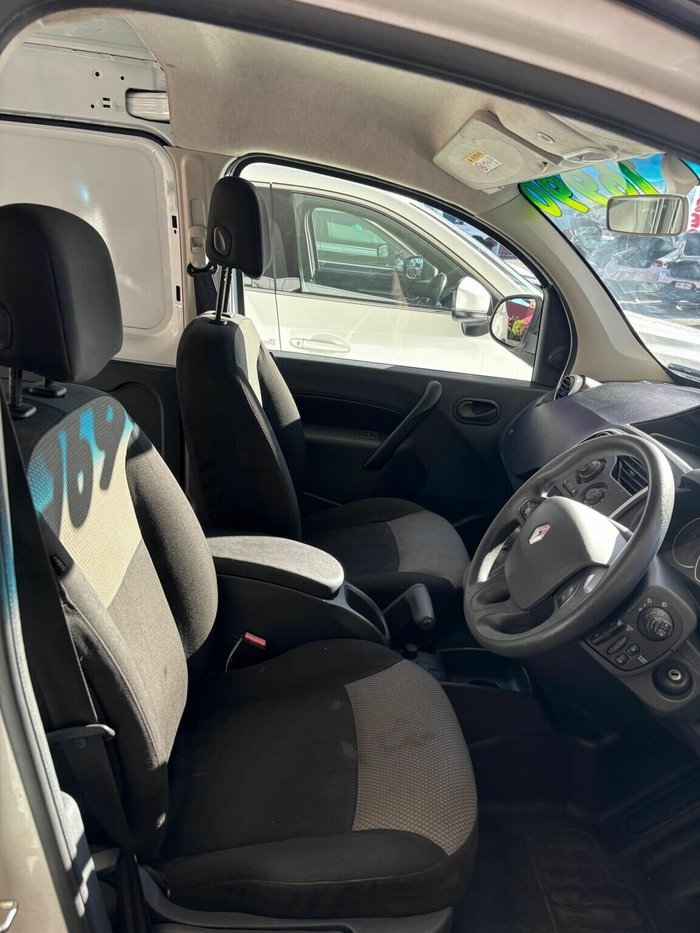 2017 Renault Kangoo SWB EDC