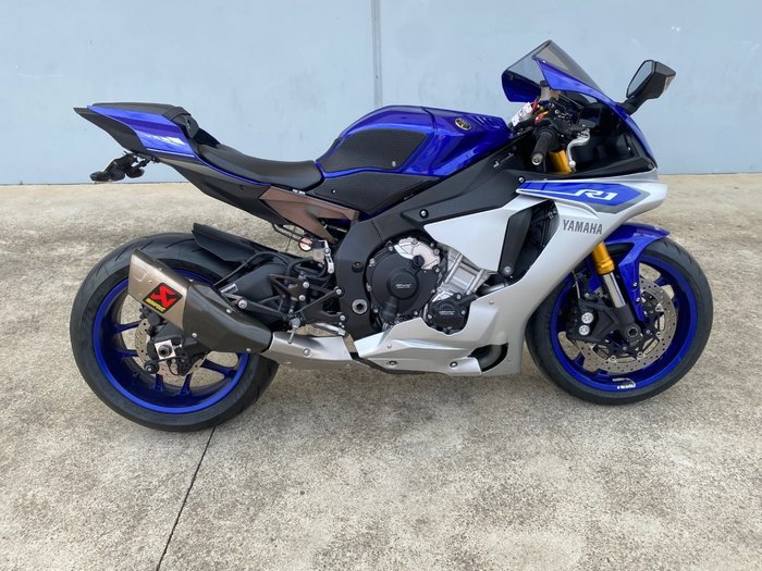 2015 Yamaha YZF-R1 Blue