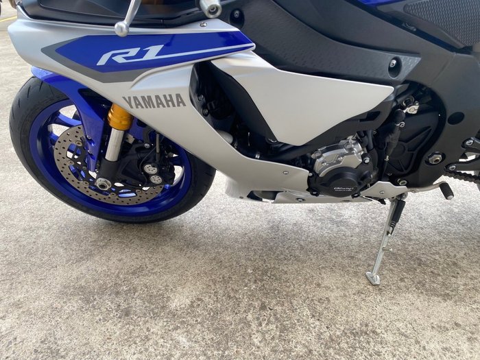 2015 Yamaha YZF-R1 Blue