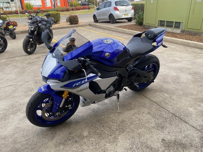 2015 Yamaha YZF-R1 Blue