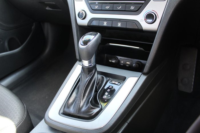 2016 Hyundai Elantra Active