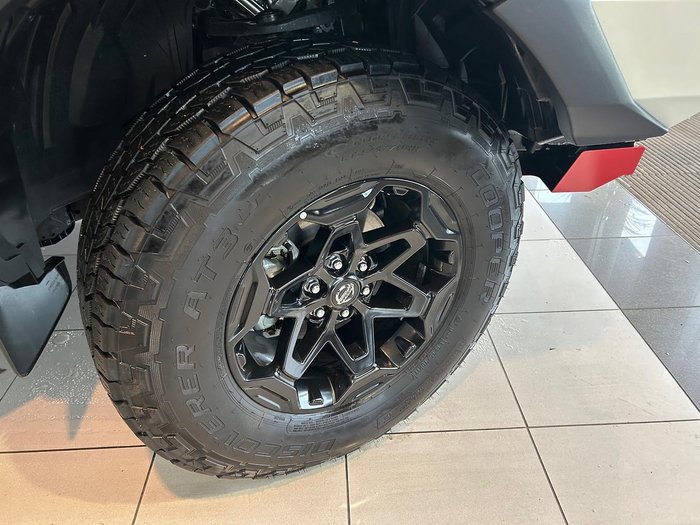 2024 Nissan Navara PRO-4X Warrior D23 MY24 4X4 Dual Range White Pearl