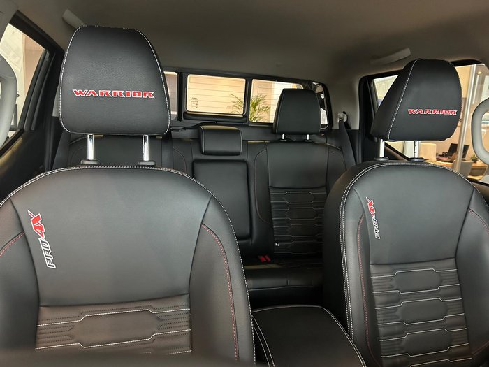 2024 Nissan Navara PRO-4X Warrior D23 MY24 4X4 Dual Range White Pearl