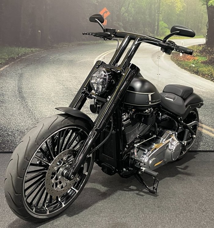 2023 HARLEY-DAVIDSON FXBR BREAKOUT (117) Black