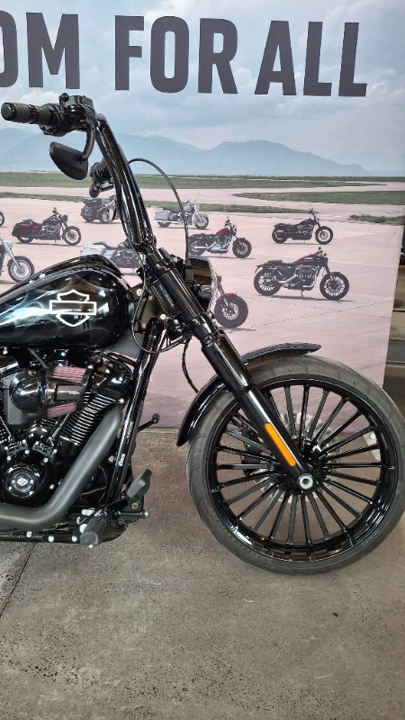 2023 Harley-davidson FXBR BREAKOUT (117) Vivid Black