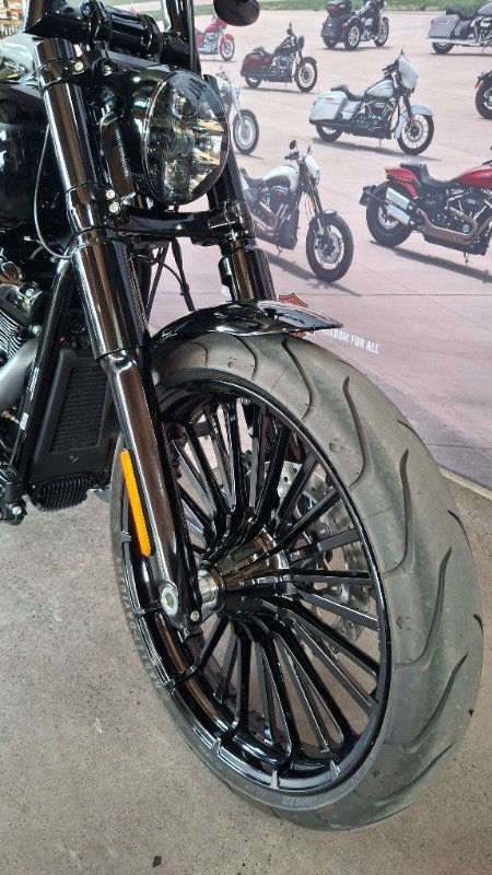2023 Harley-davidson FXBR BREAKOUT (117) Vivid Black