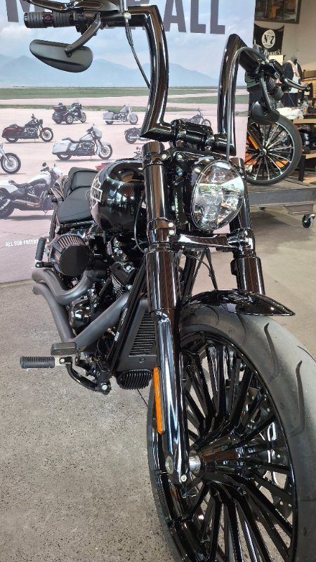 2023 Harley-davidson FXBR BREAKOUT (117) Vivid Black