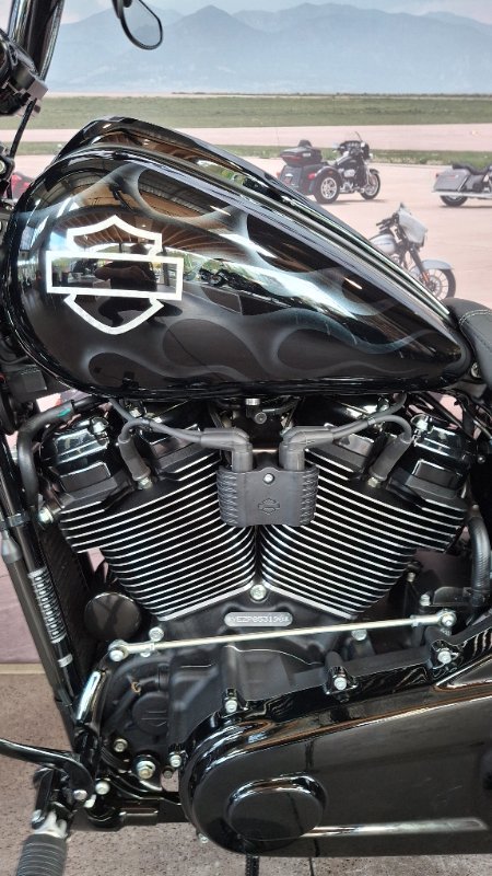 2023 Harley-davidson FXBR BREAKOUT (117) Vivid Black