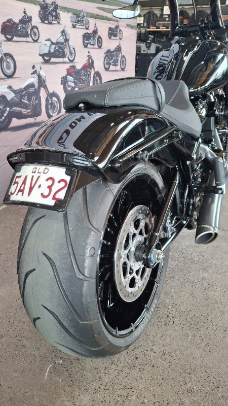 2023 Harley-davidson FXBR BREAKOUT (117) Vivid Black