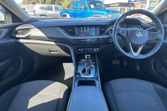 2018 Holden Commodore LT