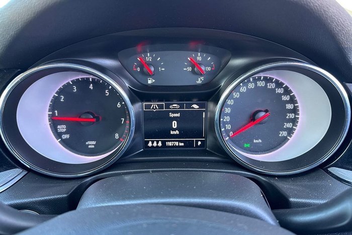 2018 Holden Commodore LT