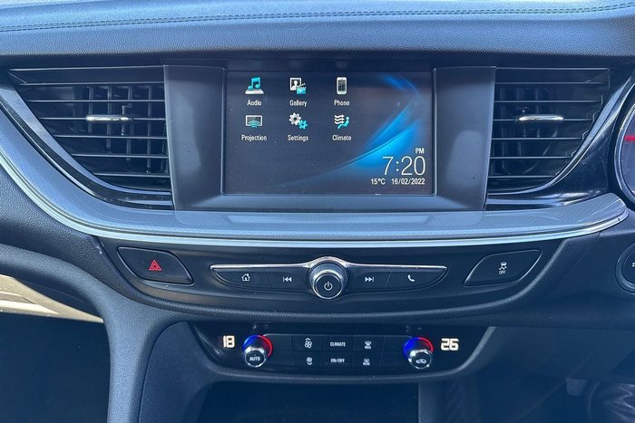 2018 Holden Commodore LT