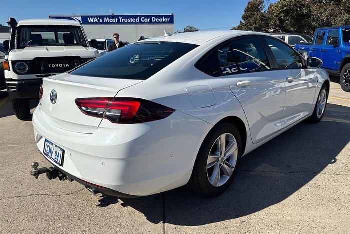 2018 Holden Commodore LT