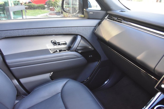 2023 Land Rover Range Rover Sport D250 SE L461 MY23 AWD Santorini Black