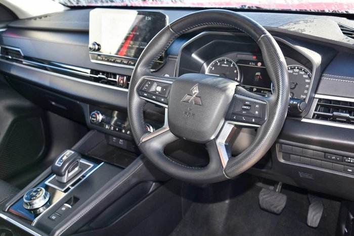 2023 Mitsubishi Outlander LS ZM MY23 Red Diamond