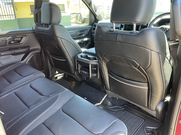 2025 RAM 1500 Limited Crew Cab SWB Hurricane HO RamBox