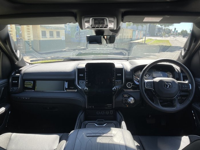 2025 RAM 1500 Limited Crew Cab SWB Hurricane HO RamBox