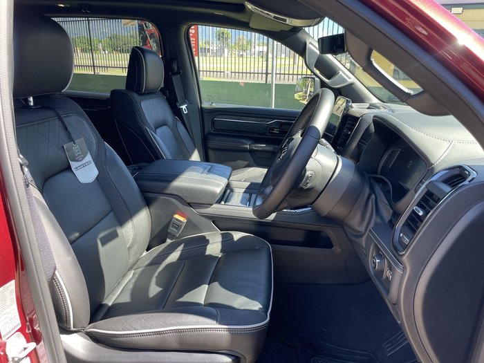 2025 RAM 1500 Limited Crew Cab SWB Hurricane HO RamBox